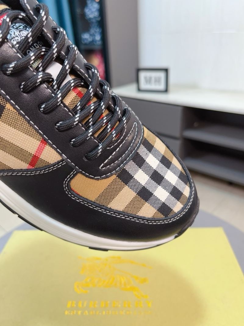 Burberry Low Shoes